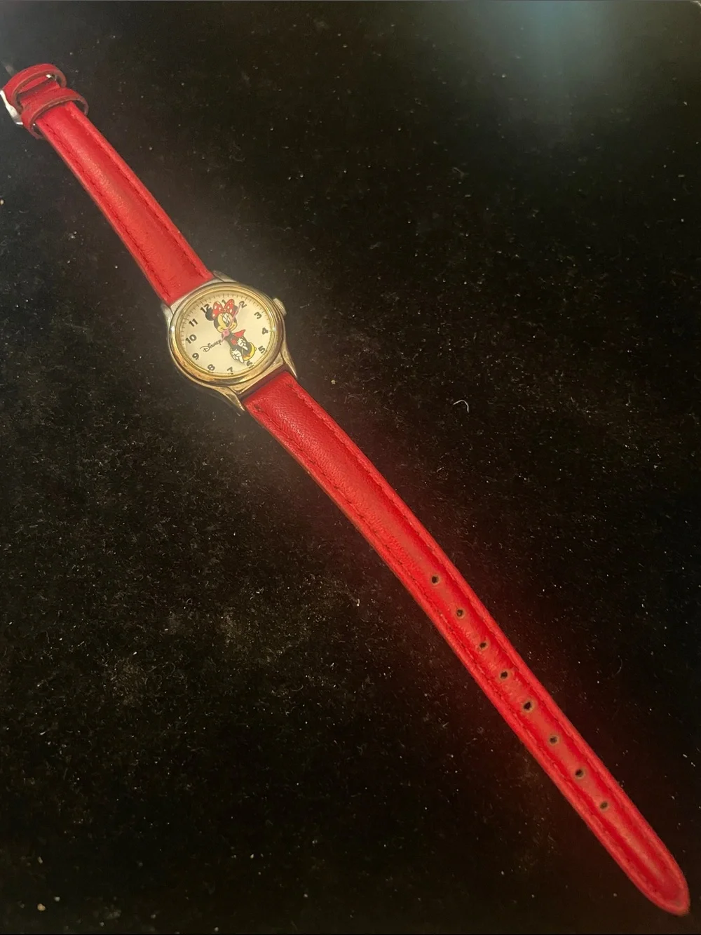 Vintage Minnie Mouse Watch all watches work!